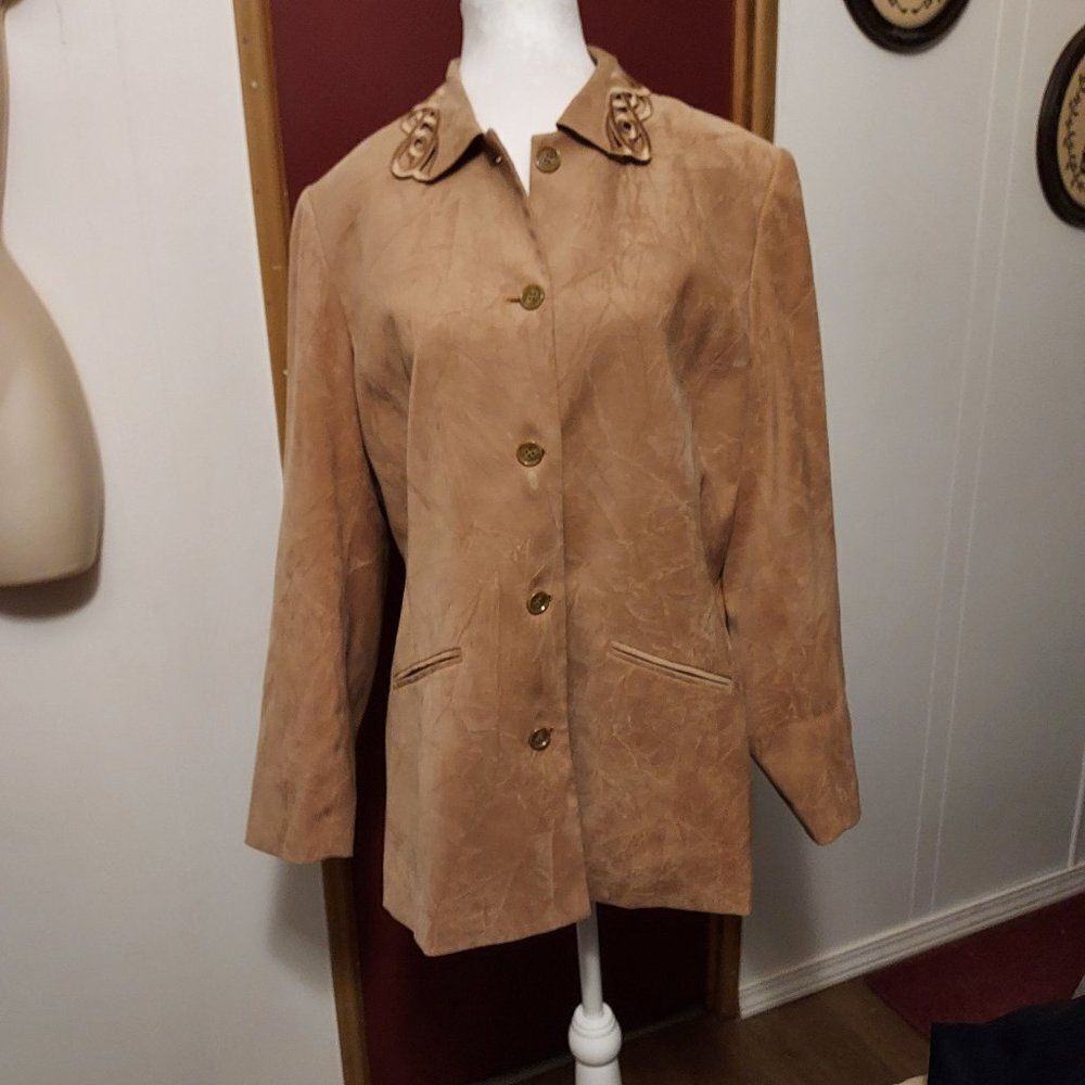 Coldwater creek L Tan  EX cond  Poly/spandex arm pit to pit 22 1/2  Length 29